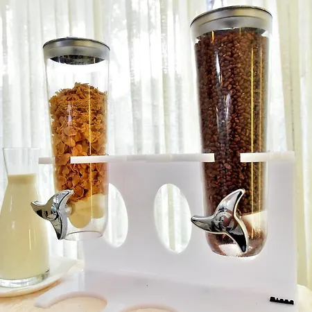 El Prado 3* Τσέρβια