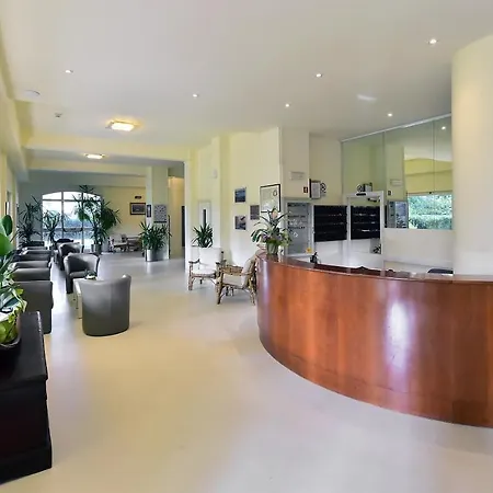 El Prado Ξενοδοχείο