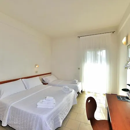 Hotel El Prado 3*
