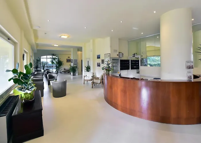 El Prado Ξενοδοχείο