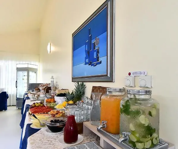 El Prado Ξενοδοχείο